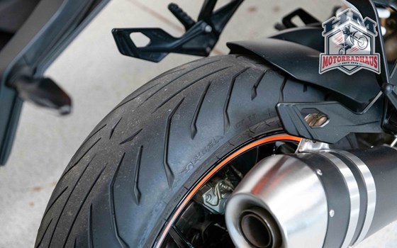 Gebrauchtmotorrad KTM 1290 Super Duke GT - Bild 11