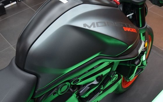 Gebrauchtmotorrad Ducati Monster + - Bild 10