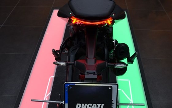 Gebrauchtmotorrad Ducati Monster + - Bild 12