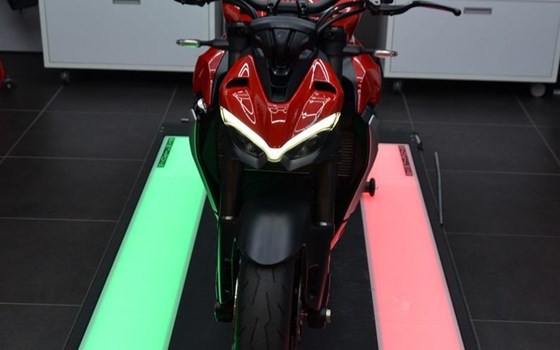 Gebrauchtmotorrad Ducati Streetfighter V2 - Bild 3
