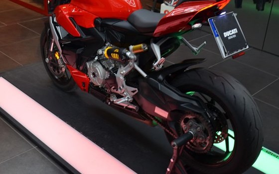 Gebrauchtmotorrad Ducati Streetfighter V2 - Bild 5