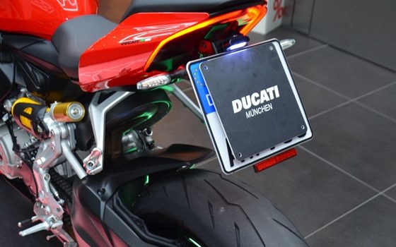 Gebrauchtmotorrad Ducati Streetfighter V2 - Bild 9