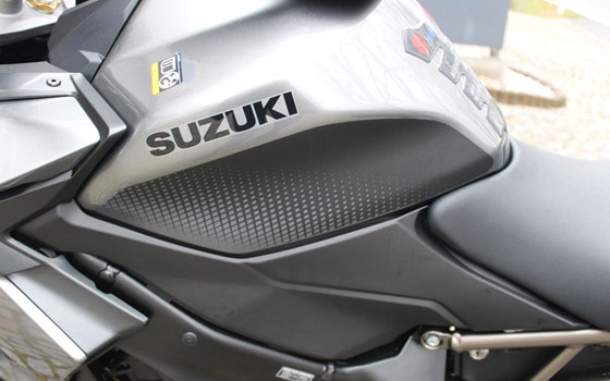 Neufahrzeug Suzuki GSX-S1000GT - Bild 14