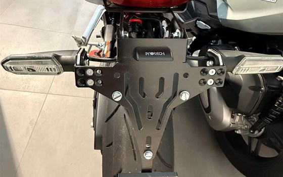 Gebrauchtmotorrad Honda CB650R - Bild 3