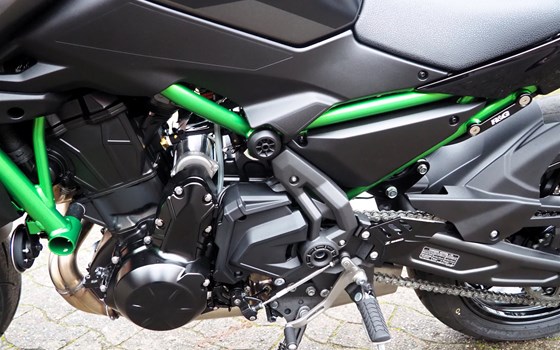 Gebrauchtmotorrad Kawasaki Z650 - Bild 17