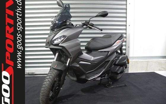 Gebrauchtmotorrad Aprilia SR GT 125 - Bild 1