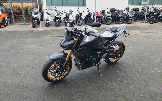 Gebrauchtmotorrad Honda CB1000 Hornet SP - Bild 18