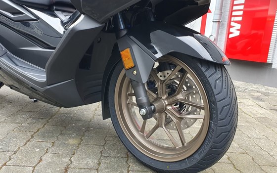 Gebrauchtmotorrad Honda Forza 125 - Bild 5