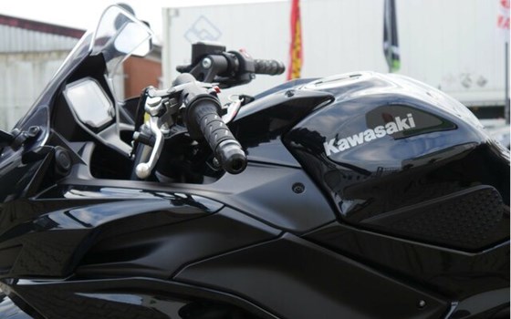 Gebrauchtmotorrad Kawasaki Ninja 650 - Bild 11