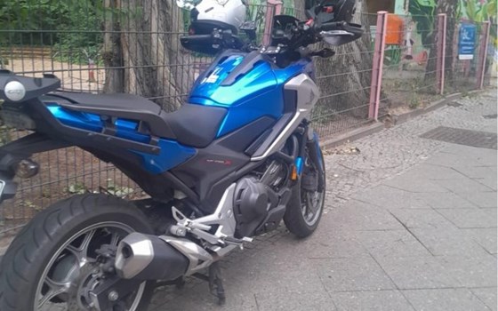 Gebrauchtmotorrad Honda NC750X DCT - Bild 3