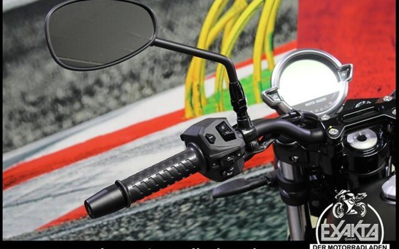 Neufahrzeug Moto Guzzi V7 Stone - Bild 15