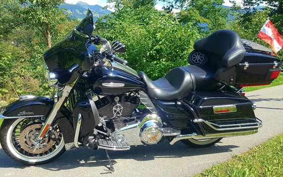 Gebrauchtmotorrad Harley-Davidson Electra Glide Ultra Limited Low FLHTKL - Bild 2