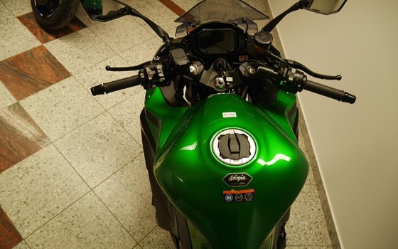 Gebrauchtmotorrad Kawasaki Ninja 1100SX SE - Bild 17