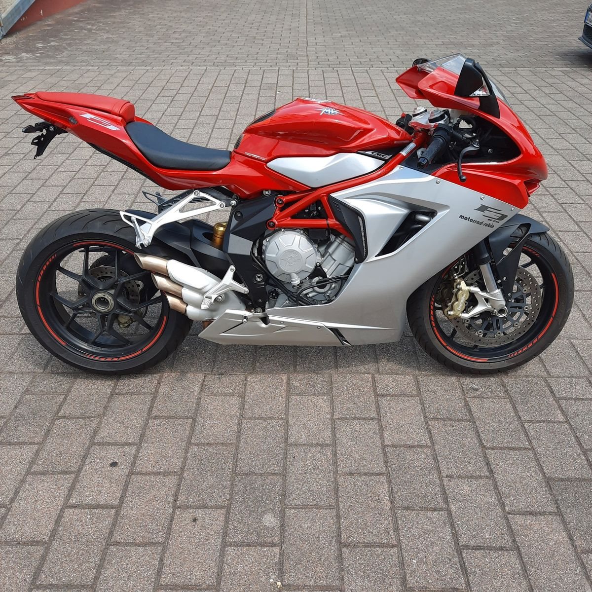 MV Agusta F3 675