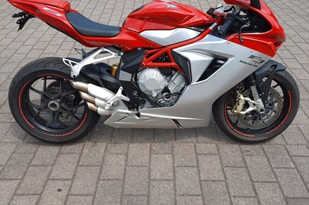 MV Agusta F3 675