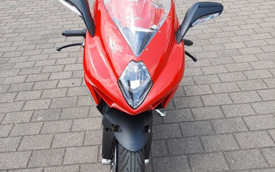 Gebrauchtmotorrad MV Agusta F3 675 - Bild 3
