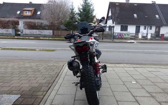 Gebrauchtmotorrad Moto Guzzi V85 TT - Bild 11