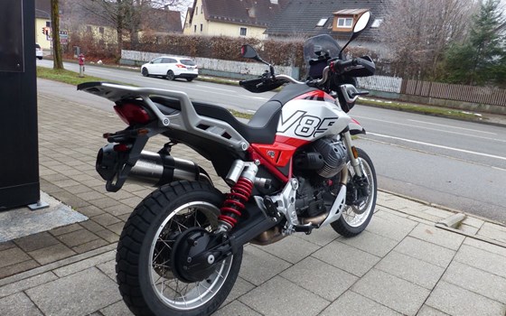 Gebrauchtmotorrad Moto Guzzi V85 TT - Bild 16