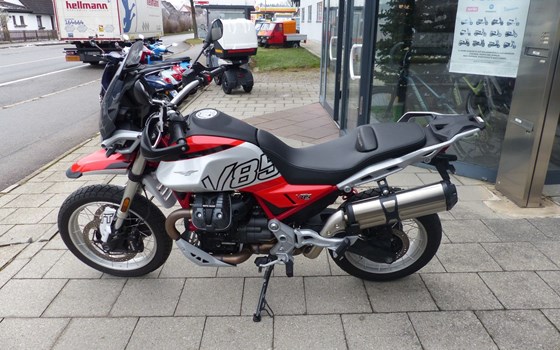 Gebrauchtmotorrad Moto Guzzi V85 TT - Bild 7