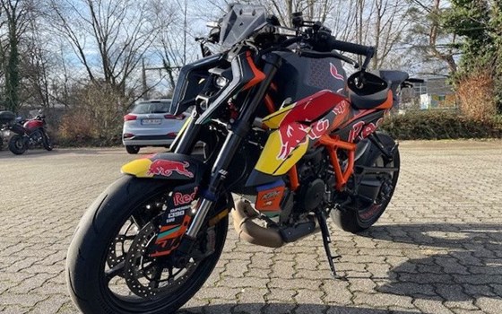 Gebrauchtmotorrad KTM 1390 Super Duke R EVO - Bild 3