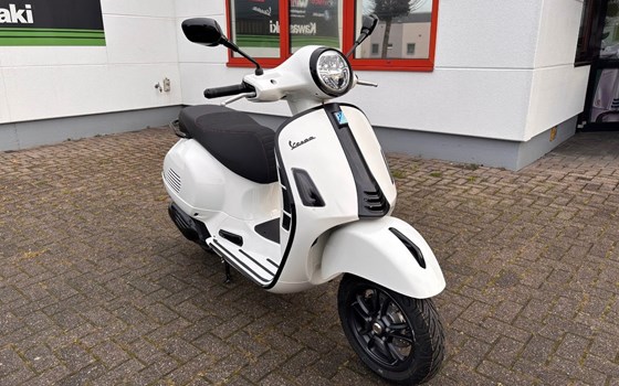 Neufahrzeug Vespa GTS 125 Supersport iGET - Bild 3