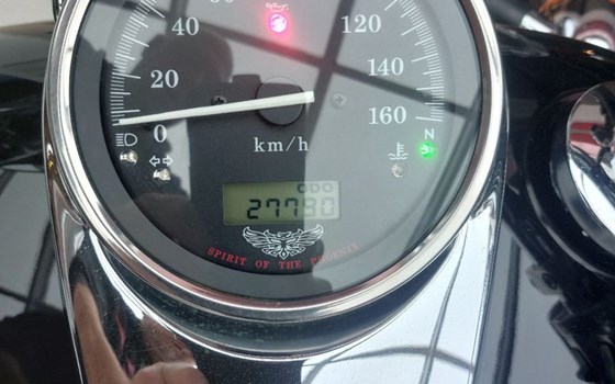 Gebrauchtmotorrad Honda VT 750 DC Black Widow - Bild 7