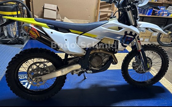 Gebrauchtmotorrad Husqvarna FE 450 - Bild 2