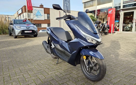 Gebrauchtmotorrad Honda PCX125 DX - Bild 2