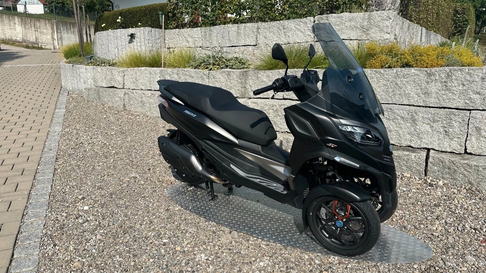 Piaggio MP3 530 HPE Exclusive