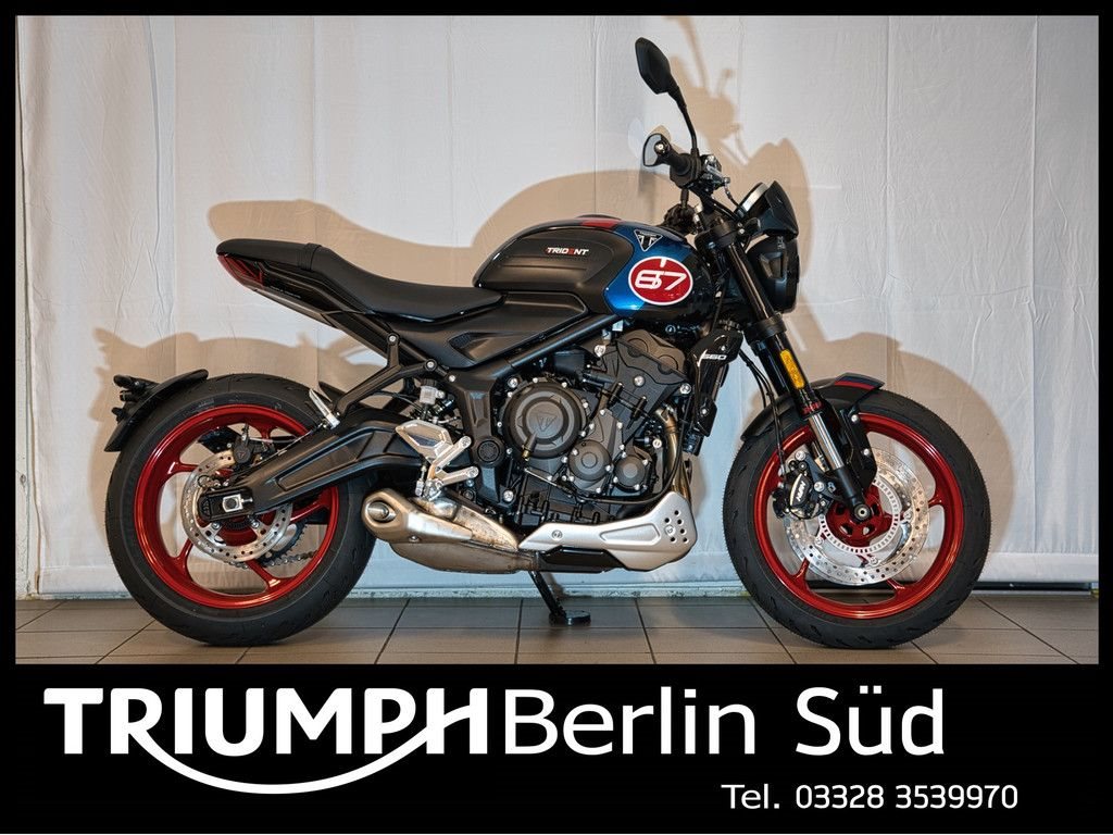 Triumph Trident 660 Triple Tribute