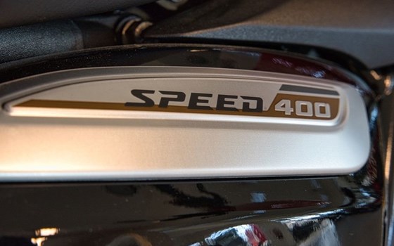 Gebrauchtmotorrad Triumph Speed 400 - Bild 23