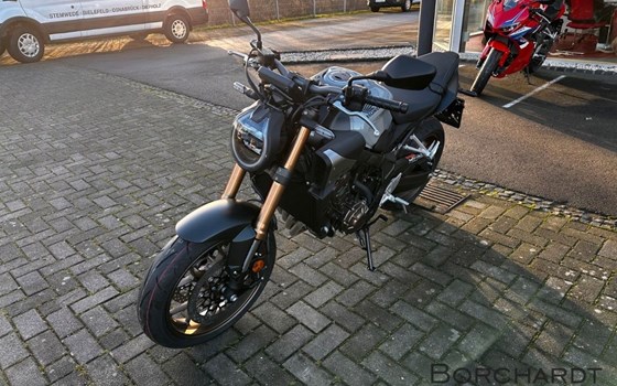 Neufahrzeug Honda CB650R E-Clutch - Bild 9