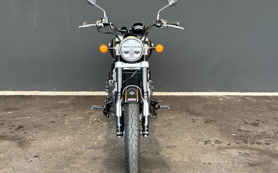 Neufahrzeug Royal Enfield Super Meteor 650 - Bild 10
