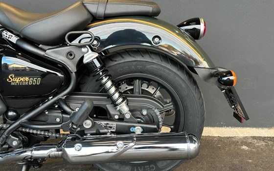 Neufahrzeug Royal Enfield Super Meteor 650 - Bild 14