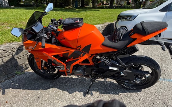 Gebrauchtmotorrad KTM RC 125 - Bild 1
