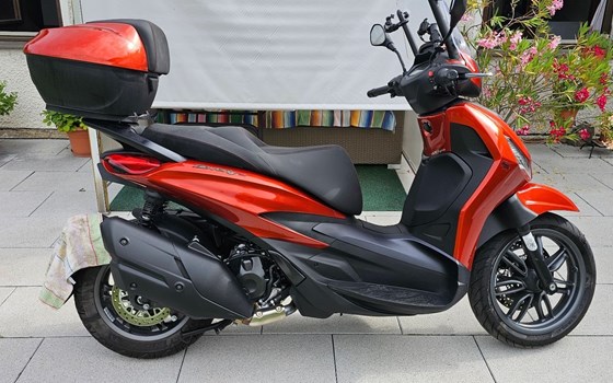 Gebrauchtmotorrad Piaggio Beverly 400 S - Bild 4