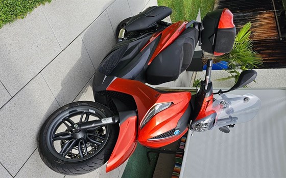 Gebrauchtmotorrad Piaggio Beverly 400 S - Bild 5