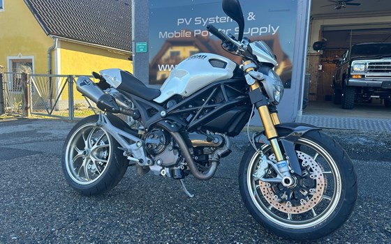 Gebrauchtmotorrad Ducati Monster 1100 S - Bild 1