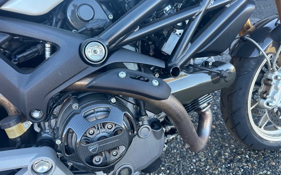 Gebrauchtmotorrad Ducati Monster 1100 S - Bild 12
