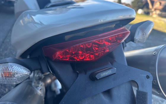Gebrauchtmotorrad Ducati Monster 1100 S - Bild 23