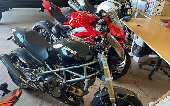 Gebrauchtmotorrad Ducati Monster 1100 S - Bild 27