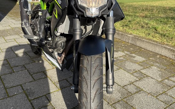 Motorrad Occasion Kawasaki Z125 - Bild 3