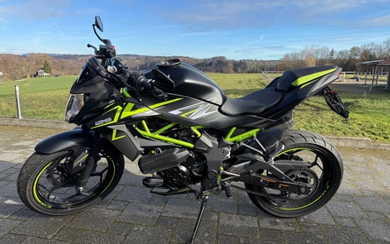 Motorrad Occasion Kawasaki Z125 - Bild 5