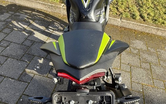 Motorrad Occasion Kawasaki Z125 - Bild 6