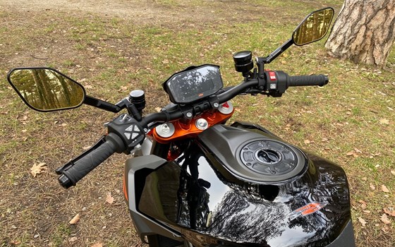 Gebrauchtmotorrad KTM 1290 Super Duke R - Bild 2