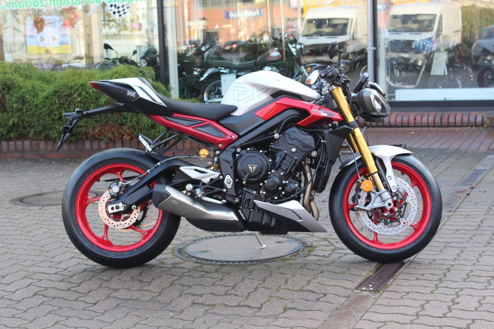 Triumph Street Triple 765 RX