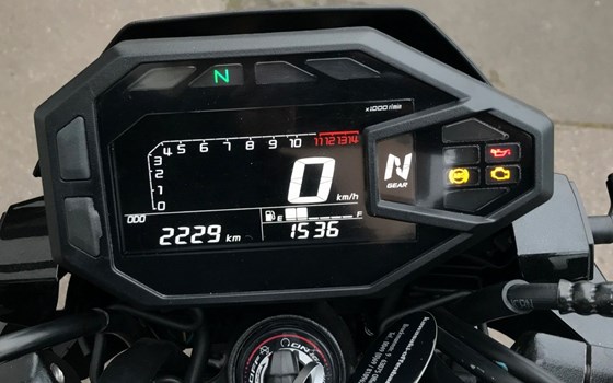 Gebrauchtmotorrad Kawasaki Z 500 - Bild 9