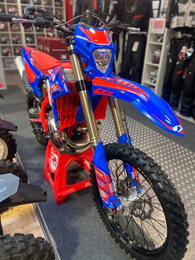 RR 300 Racing
