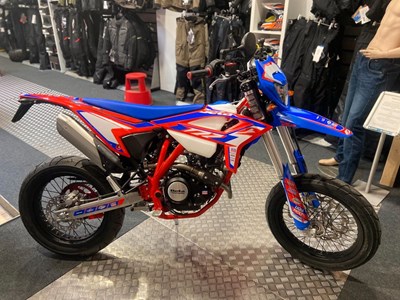 RR Motard 125 4T LC