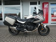 Honda NT1100 DCT Electronic Suspension